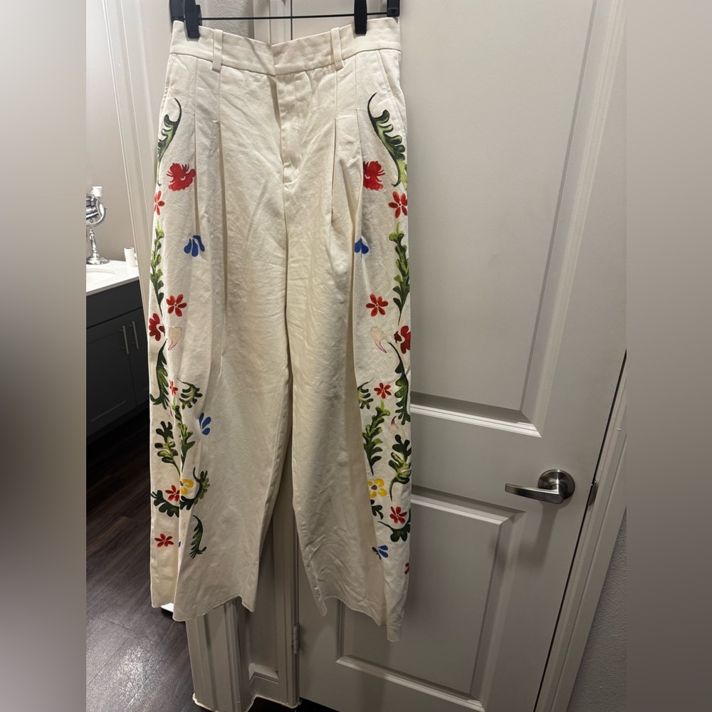 Rosie Assoulin Pleated Floral-Print Cotton-Canvas Wide-Leg Pant - Picture 4 of 4
